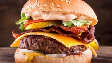 Pickles, Onions, and More: Perfecting Your Burger Garnishes
