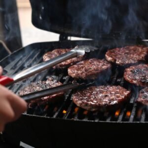 Grill Time: Tips for Timing and Flipping Beef Burgers for Optimal Results
